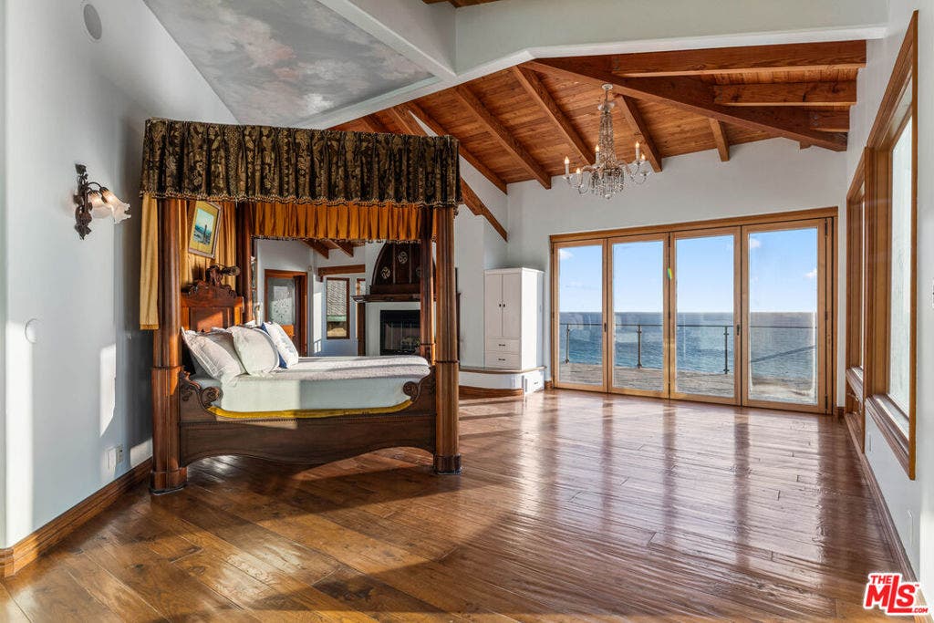 7007 Birdview Avenue, Malibu, CA 90265