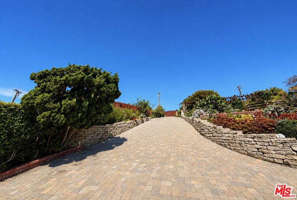 7007 Birdview Avenue, Malibu, CA 90265 7007 Birdview Avenue, Malibu, CA 90265
