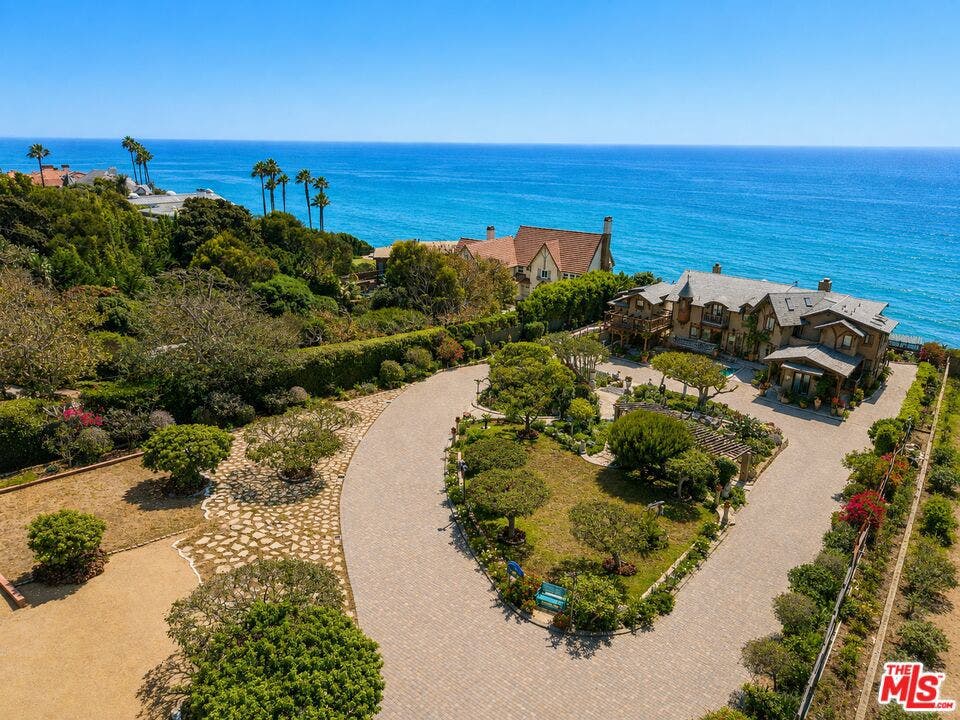 7007 Birdview Avenue, Malibu, CA 90265 7007 Birdview Avenue, Malibu, CA 90265