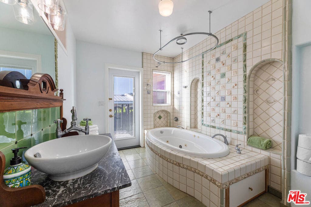 7007 Birdview Avenue, Malibu, CA 90265