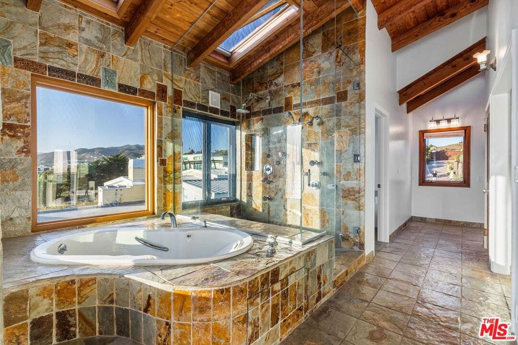 7007 Birdview Avenue, Malibu, CA 90265