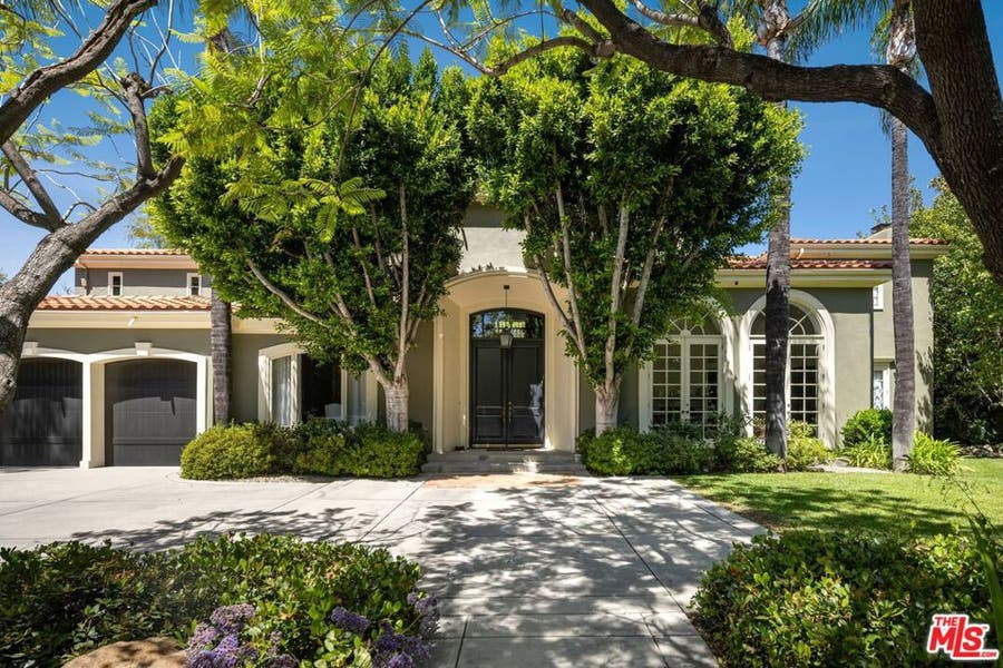 Property photo for 5425 Encino Avenue, Encino, CA