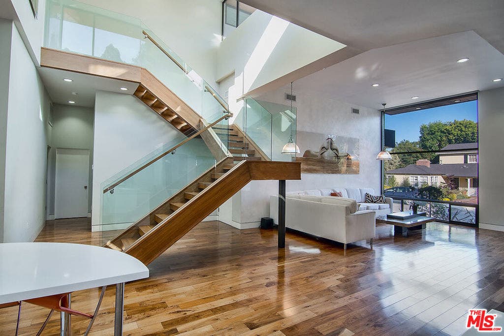 11367 Elderwood Street, Los Angeles, CA 90049