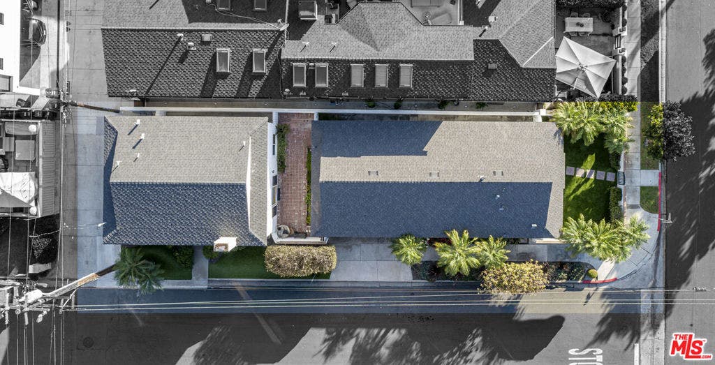 520 Marigold Avenue, Newport Beach, CA 92625