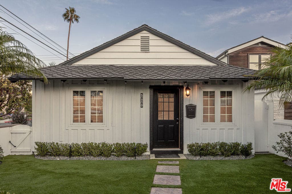520 Marigold Avenue, Newport Beach, CA 92625