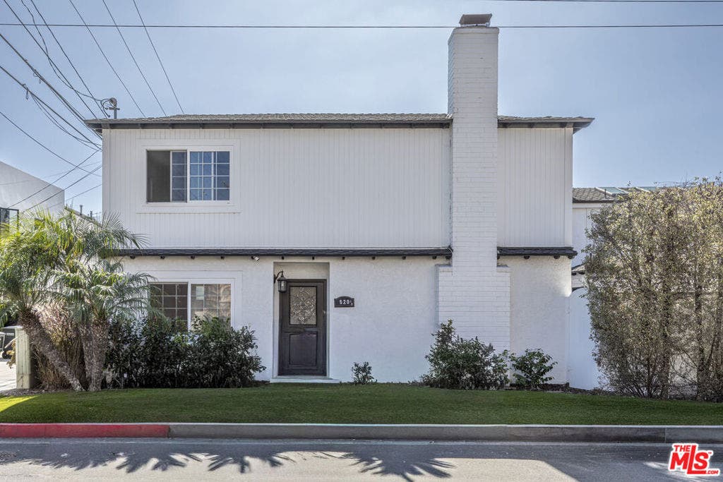 520 Marigold Avenue, Newport Beach, CA 92625