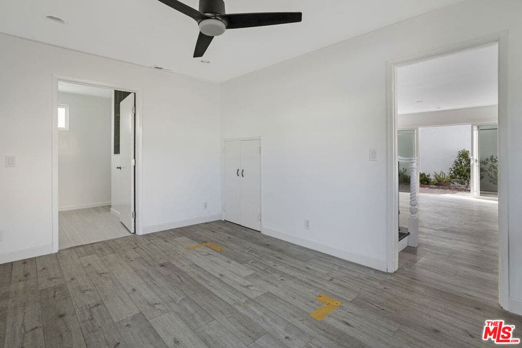 520 Marigold Avenue, Newport Beach, CA 92625