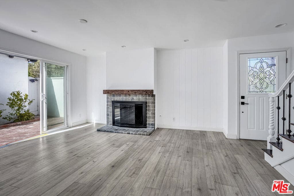 520 Marigold Avenue, Newport Beach, CA 92625