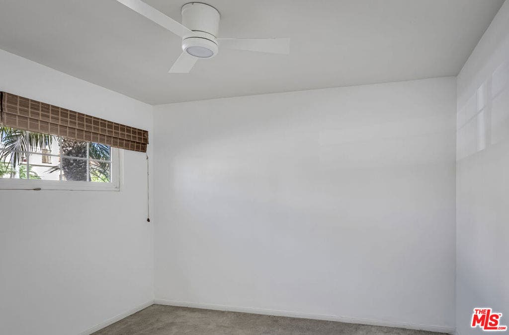 520 Marigold Avenue, Newport Beach, CA 92625
