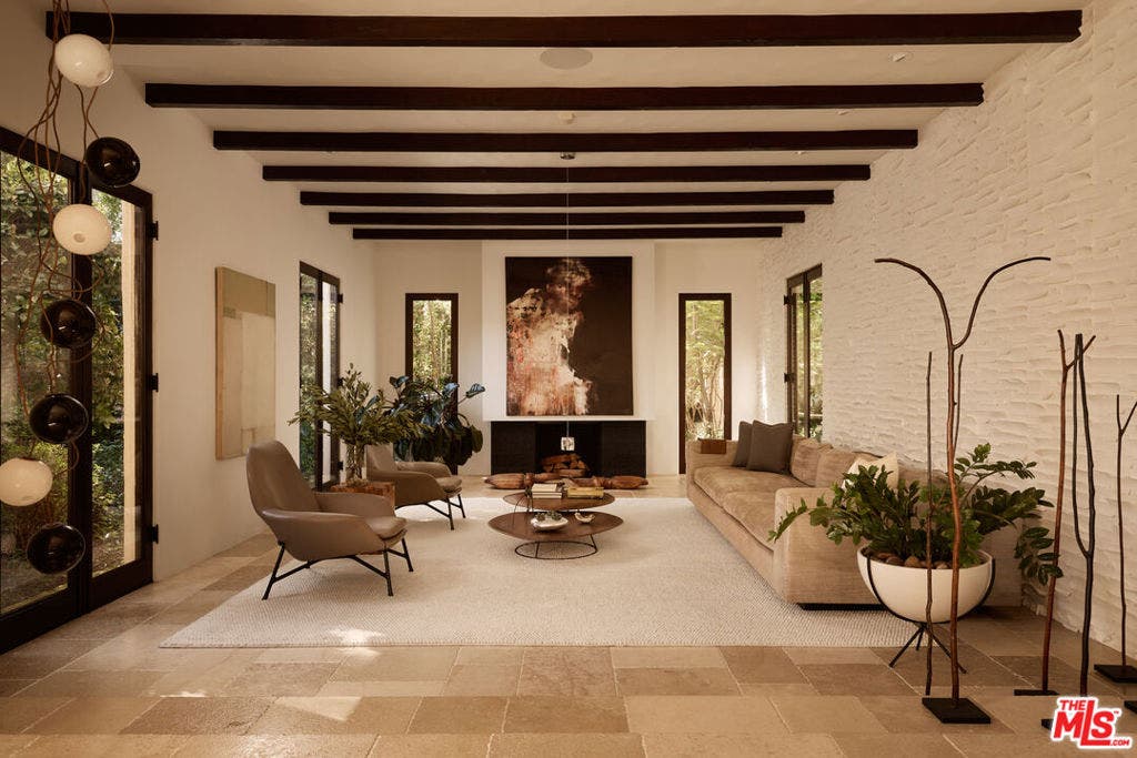 1164 N Doheny Drive, Los Angeles, CA 90069