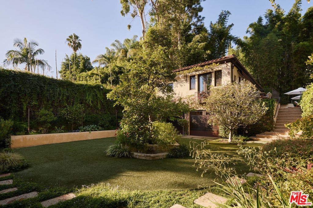 1164 N Doheny Drive, Los Angeles, CA 90069