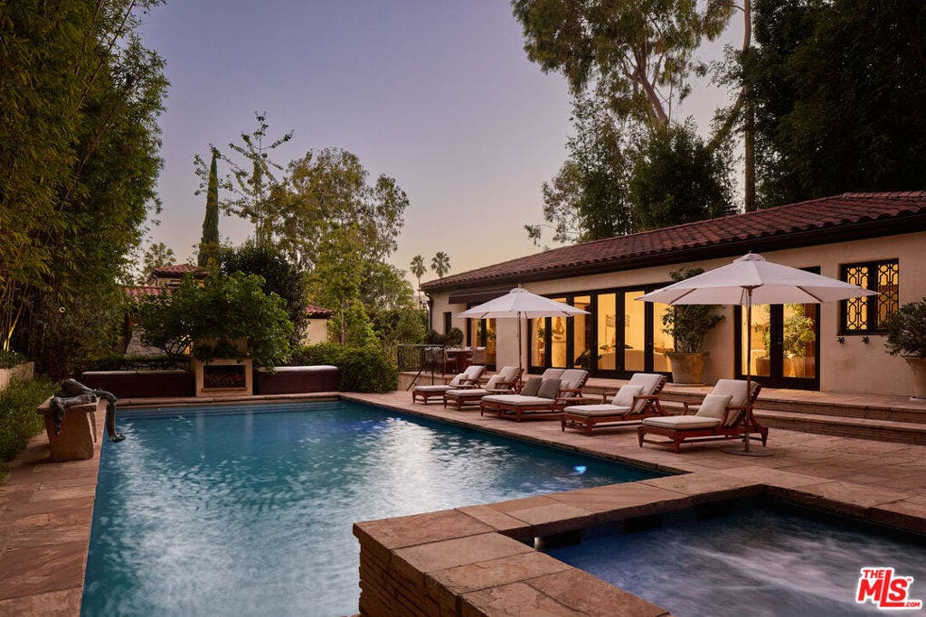 1164 N Doheny Drive, Los Angeles, CA 90069