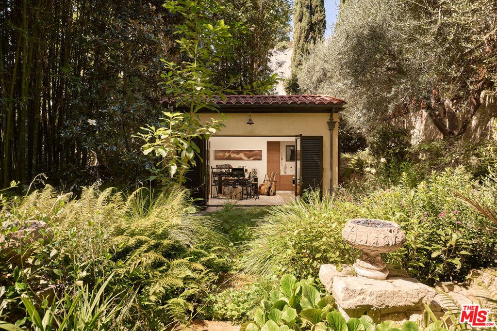 1164 N Doheny Drive, Los Angeles, CA 90069