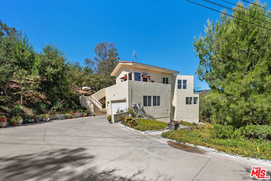 Property photo for 20609 Callon Drive, Topanga, CA