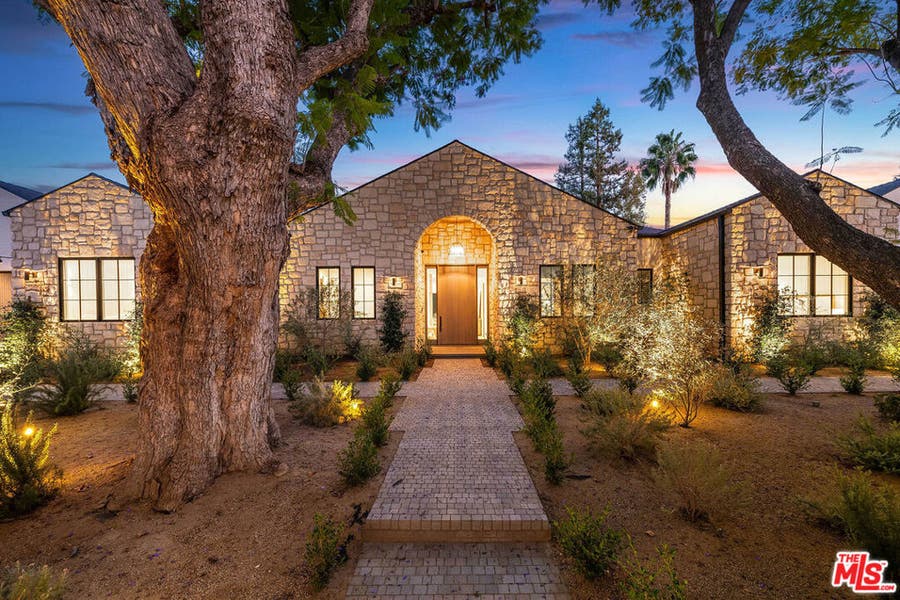 Property photo for 19024 Sprague Street, Tarzana, CA