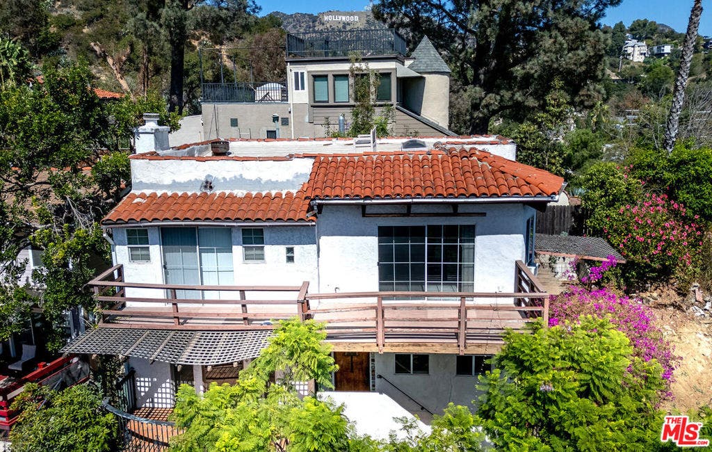 6133 Glen Tower Street, Los Angeles, CA 90068 6133 Glen Tower Street, Los Angeles, CA 90068
