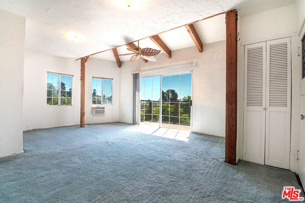 6133 Glen Tower Street, Los Angeles, CA 90068 6133 Glen Tower Street, Los Angeles, CA 90068