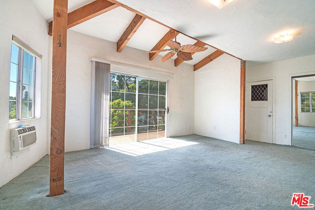 6133 Glen Tower Street, Los Angeles, CA 90068 6133 Glen Tower Street, Los Angeles, CA 90068