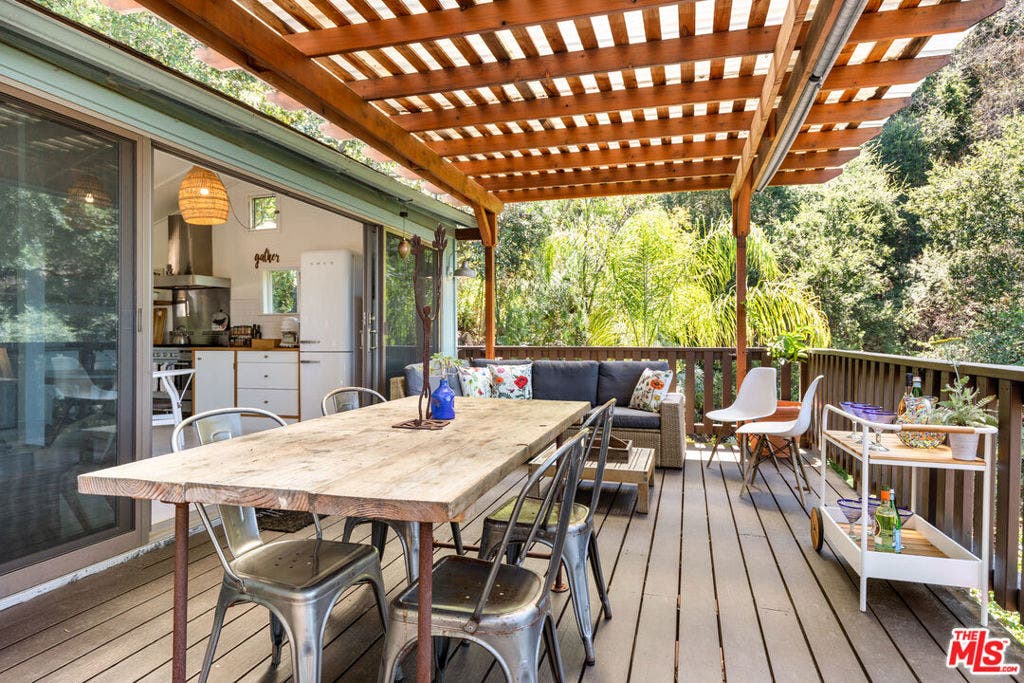 1553 Penny Road, Topanga, CA 90290