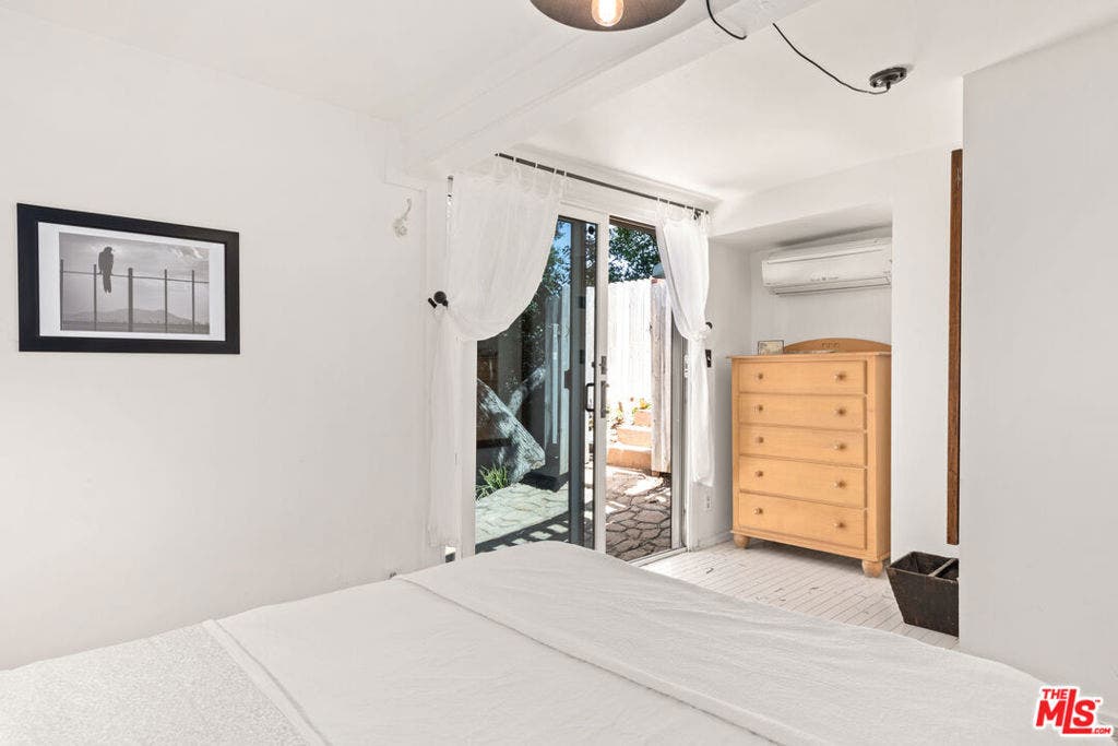 1553 Penny Road, Topanga, CA 90290