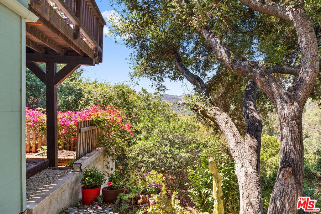 1553 Penny Road, Topanga, CA 90290