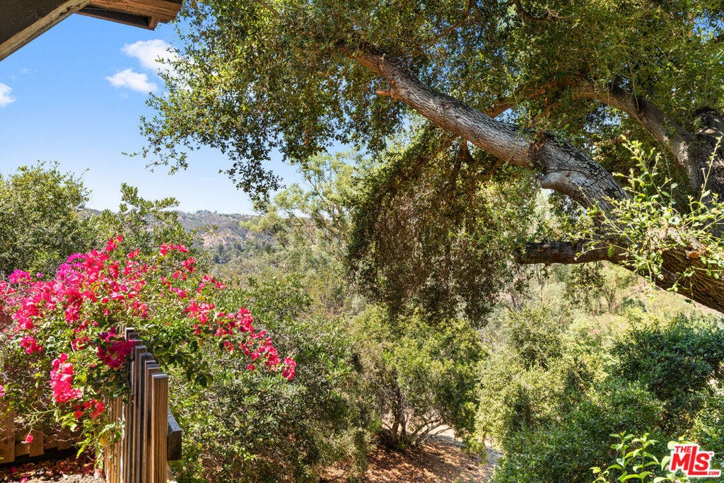 1553 Penny Road, Topanga, CA 90290