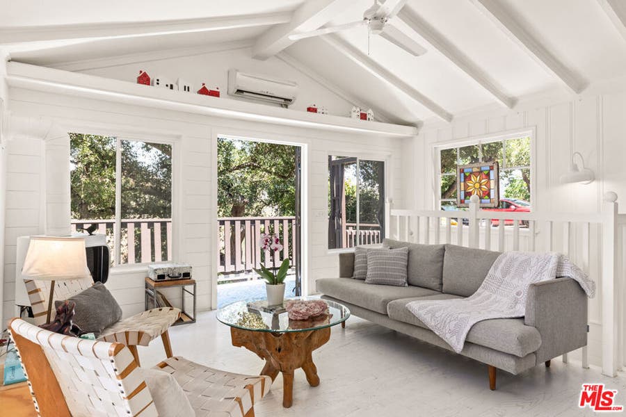 Property photo for 1553 Penny Road, Topanga, CA