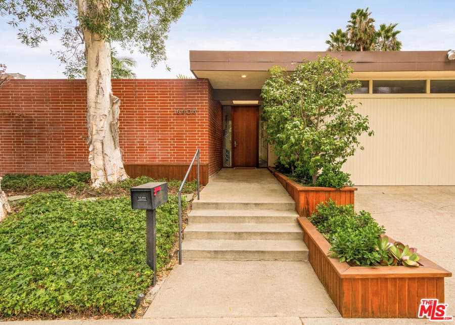 Property photo for 16608 Park Lane Place, Los Angeles, CA