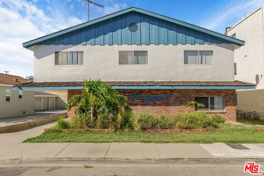 Property photo for 2609 Gates Avenue, Redondo Beach, CA