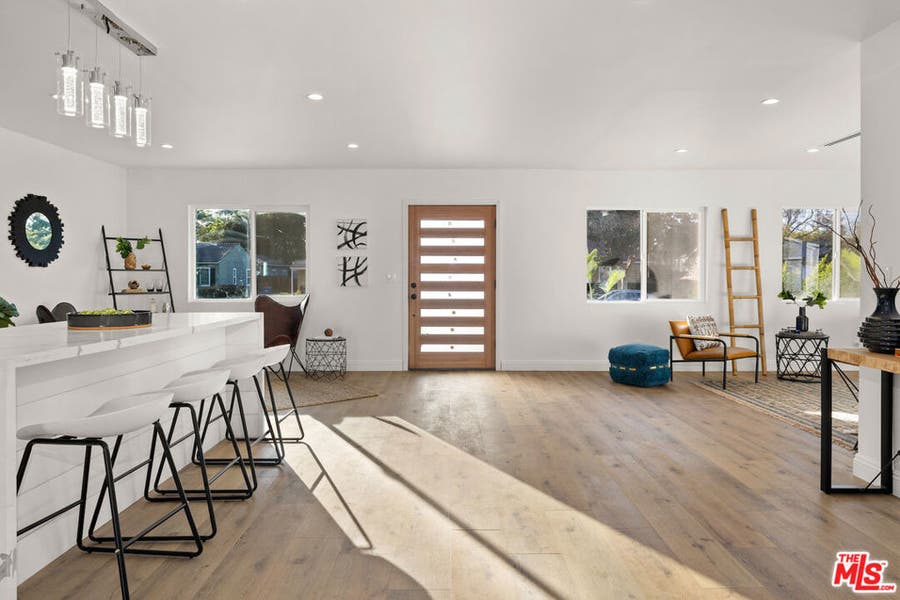 Property photo for 5928 Tobias Avenue, Sherman Oaks, CA