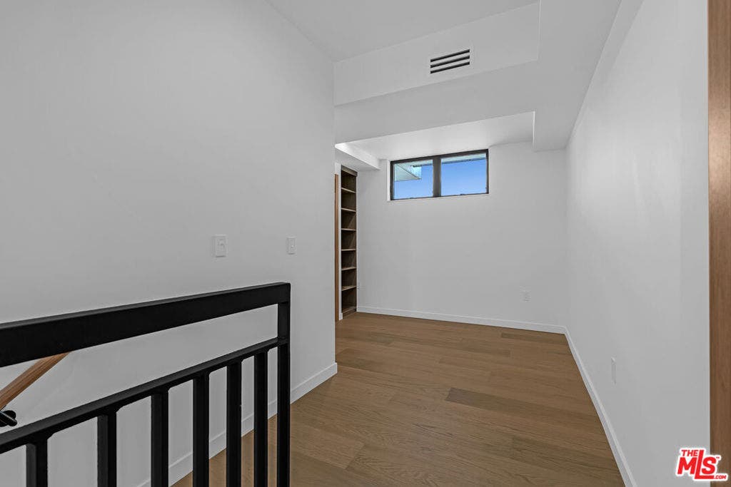 1257 N Detroit Street, #102, West Hollywood, CA 90046