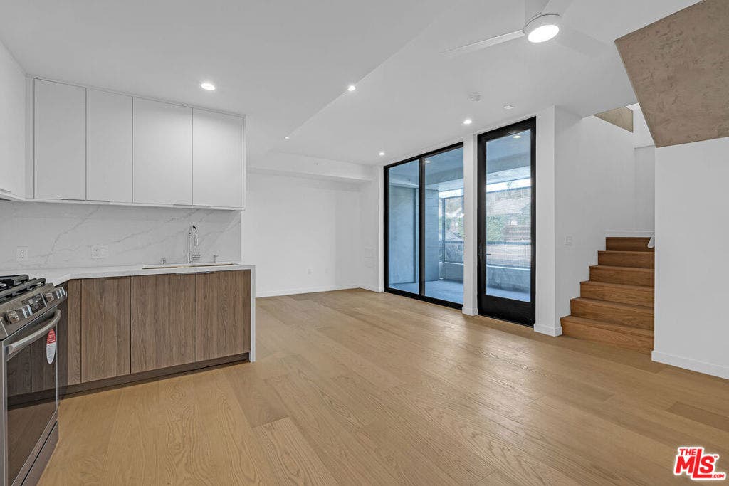 1257 N Detroit Street, #102, West Hollywood, CA 90046