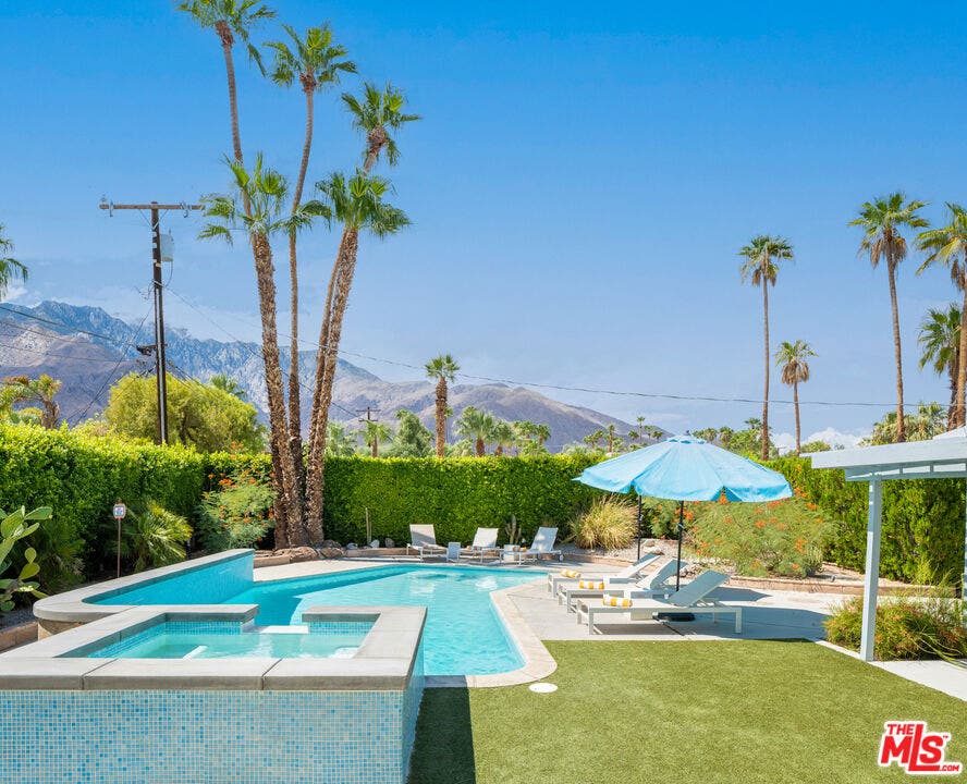 Property photo for 475 E Desert Willow Circle, Palm Springs, CA