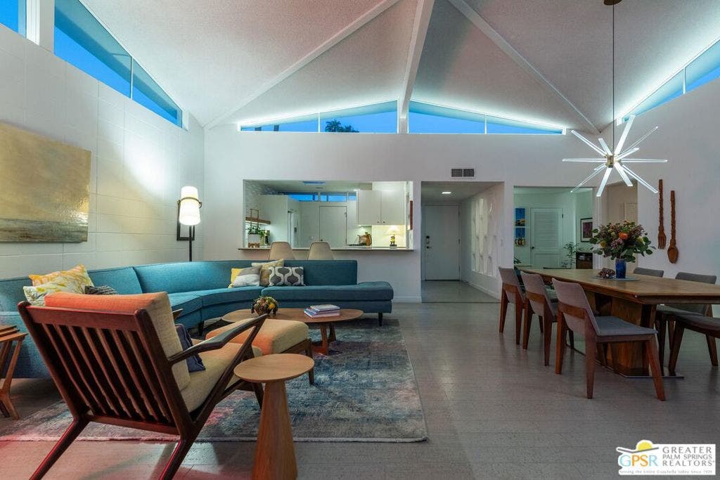 425 E Flor Circle, Palm Springs, CA 92264 425 E Flor Circle, Palm Springs, CA 92264