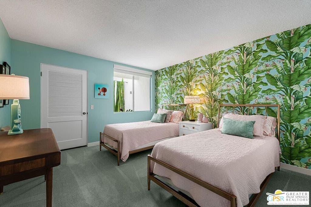 425 E Flor Circle, Palm Springs, CA 92264 425 E Flor Circle, Palm Springs, CA 92264