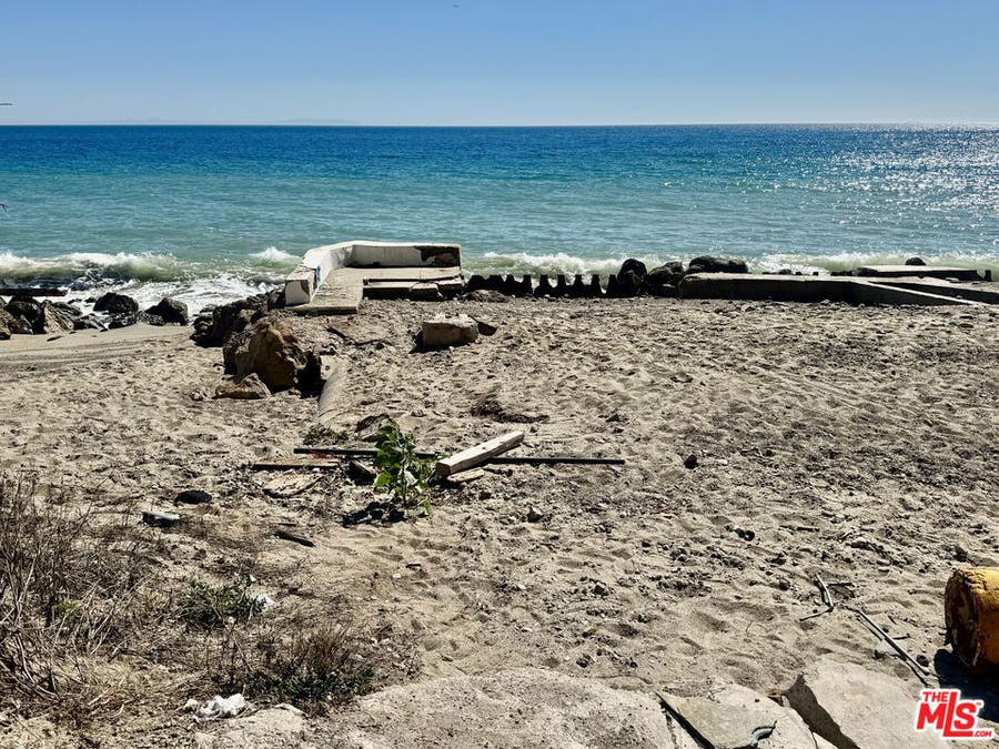 Property photo for 20546 Pacific Coast Highway, Malibu, CA