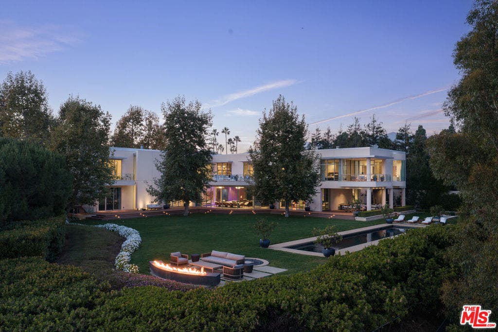 652 Chautauqua Boulevard, Pacific Palisades, CA 90272