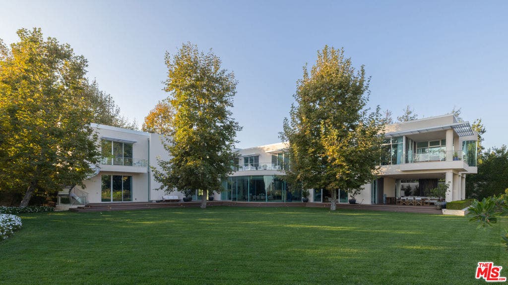 652 Chautauqua Boulevard, Pacific Palisades, CA 90272