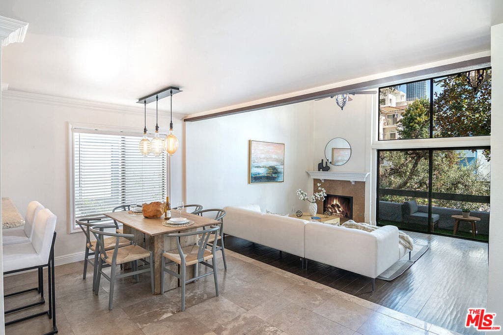 1925 S Beverly Glen Boulevard, #39, Los Angeles, CA 90025