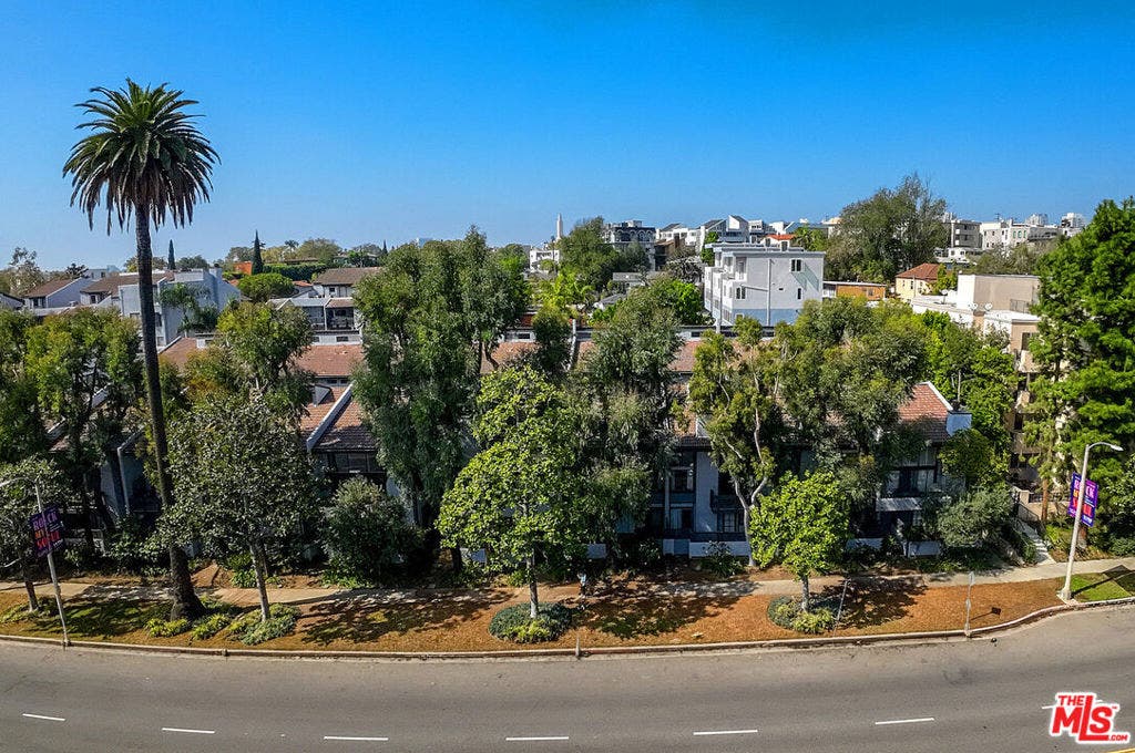 1925 S Beverly Glen Boulevard, #39, Los Angeles, CA 90025
