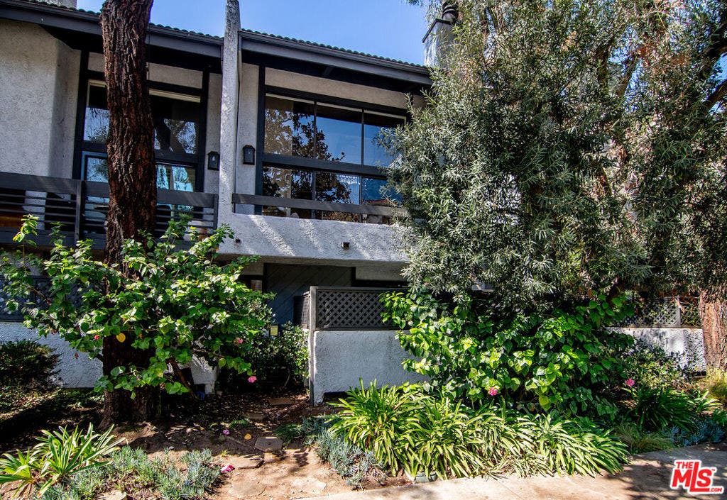 1925 S Beverly Glen Boulevard, #39, Los Angeles, CA 90025