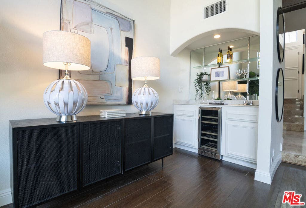 1925 S Beverly Glen Boulevard, #39, Los Angeles, CA 90025