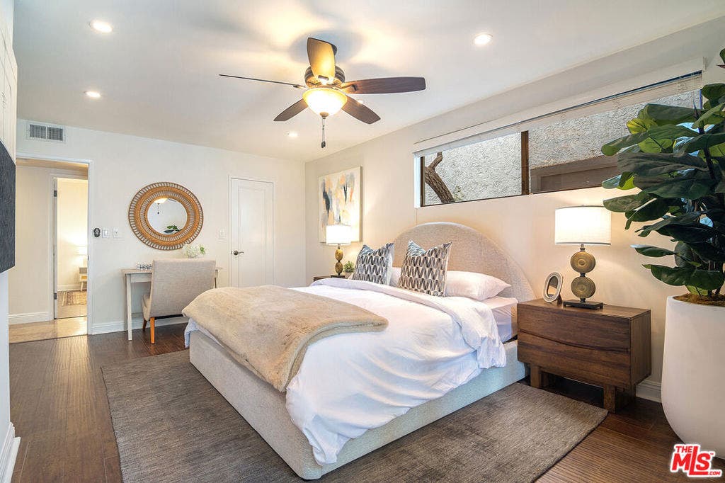1925 S Beverly Glen Boulevard, #39, Los Angeles, CA 90025