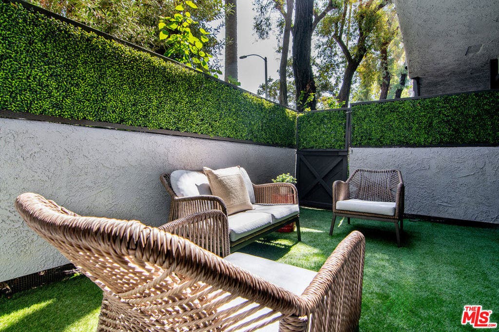 1925 S Beverly Glen Boulevard, #39, Los Angeles, CA 90025