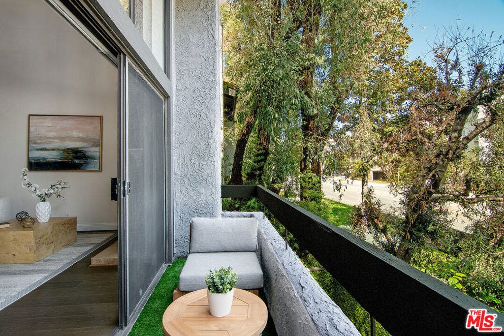 1925 S Beverly Glen Boulevard, #39, Los Angeles, CA 90025