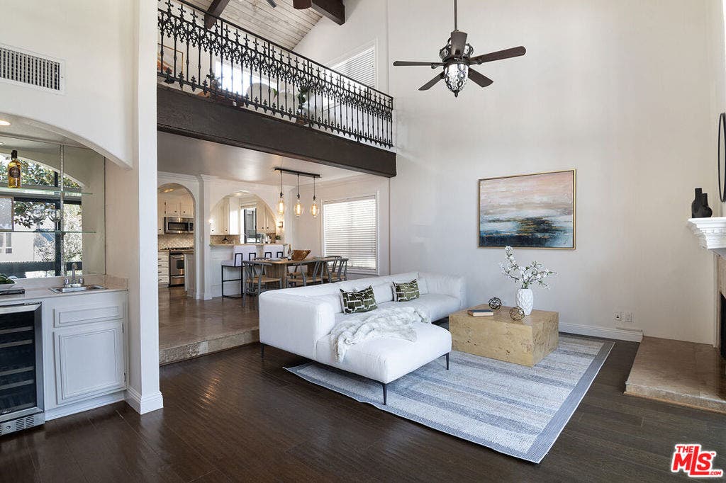1925 S Beverly Glen Boulevard, #39, Los Angeles, CA 90025