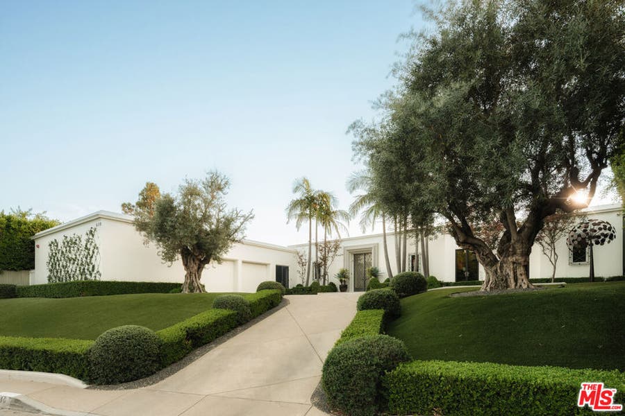 Property photo for 610 Arkell Drive, Beverly Hills, CA