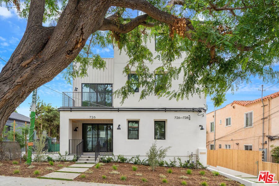 Property photo for 728 Robinson Street, Los Angeles, CA