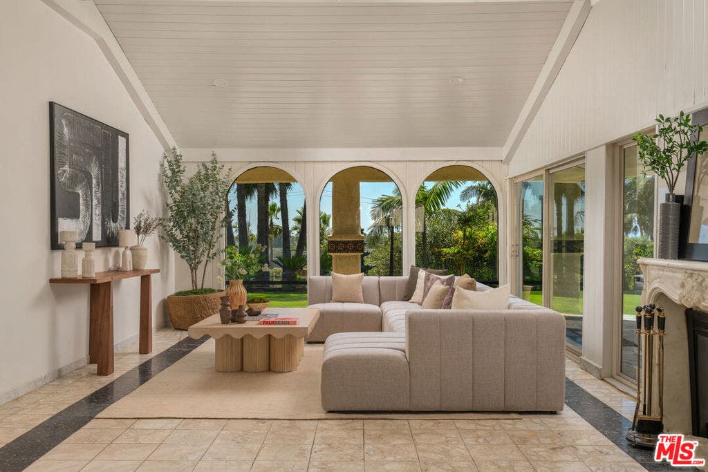 29057 Pacific Coast Highway Highway, Malibu, CA 90265 29057 Pacific Coast Highway Highway, Malibu, CA 90265