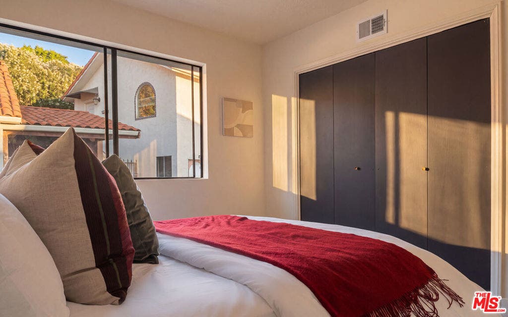 29057 Pacific Coast Highway Highway, Malibu, CA 90265 29057 Pacific Coast Highway Highway, Malibu, CA 90265